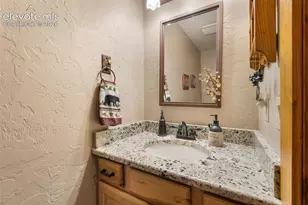 567 Co Rd 31, Florissant, CO 80816 - Photo 23