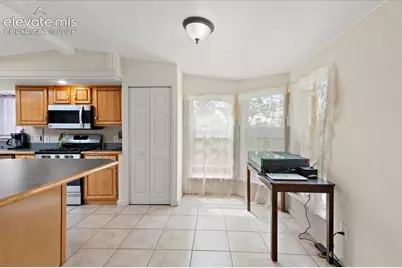 544 N Raymont Drive, Pueblo, CO 81007 - Photo 9