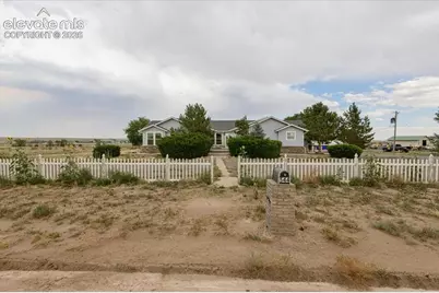 544 N Raymont Drive, Pueblo, CO 81007 - Photo 41