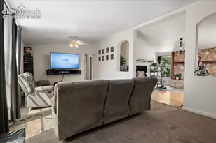 544 N Raymont Dr, Pueblo, CO 81007 - Photo 15