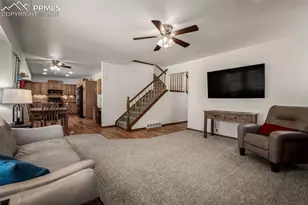 8450 Melross Ct, Colorado Springs, CO 80919 - Photo 17