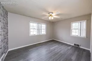 2203 Templeton Gap Rd, Colorado Springs, CO 80907 - Photo 5
