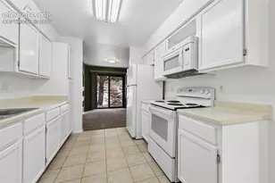 3461 Trenary Ln, Colorado Springs, CO 80918 - Photo 5