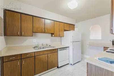 406 Valley Hi Circle #B, Colorado Springs, CO 80910 - Photo 17