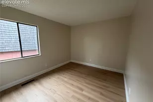 2959 Mesa Rd, Colorado Springs, CO 80904 - Photo 11