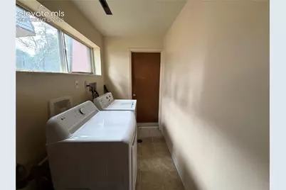 2959 Mesa Road #C, Colorado Springs, CO 80904 - Photo 17