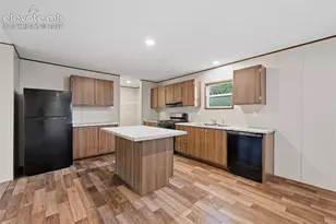 281 E Stewart Dr, Pueblo, CO 81007 - Photo 13