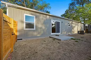 281 E Stewart Dr, Pueblo, CO 81007 - Photo 5
