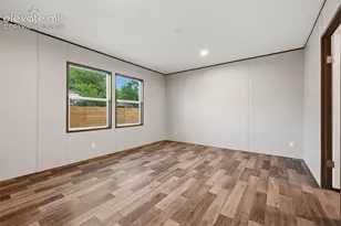 281 E Stewart Dr, Pueblo, CO 81007 - Photo 21