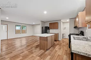 281 E Stewart Dr, Pueblo, CO 81007 - Photo 15