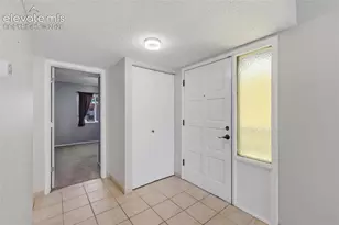1062 Fontmore Rd, Colorado Springs, CO 80904 - Photo 9