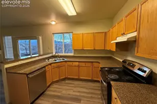 894 Dawn Break Loop, Colorado Springs, CO 80910 - Photo 9