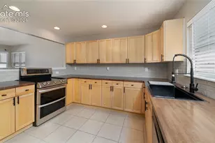 1827 W Kiowa St, Colorado Springs, CO 80904 - Photo 5