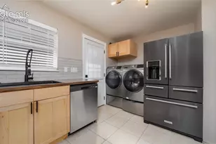 1827 W Kiowa St, Colorado Springs, CO 80904 - Photo 7