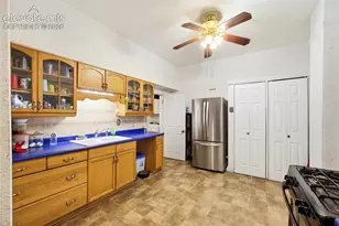 1047 Pine St, Pueblo, CO 81004 - Photo 17