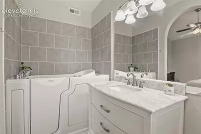 932 Pinecrest Drive, Pueblo, CO 81005 - Photo 23