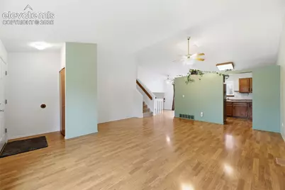 637 Trailcrest Court, Colorado Springs, CO 80906 - Photo 7