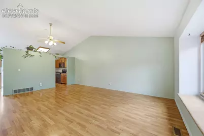 637 Trailcrest Court, Colorado Springs, CO 80906 - Photo 5