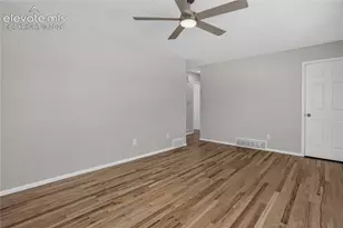 4531 La Cresta Dr, Colorado Springs, CO 80918 - Photo 9