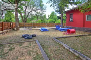 1015 W Cheyenne Rd, Colorado Springs, CO 80906 - Photo 7