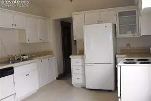 1423 W Cucharras St, Colorado Springs, CO 80904 - Photo 13