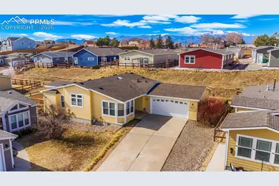 4481 Kingfisher Point, Colorado Springs, CO 80922 - Photo 39