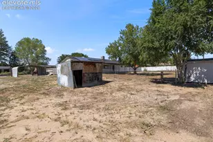 1522 Whippoorwill Pl, Pueblo, CO 81006 - Photo 21