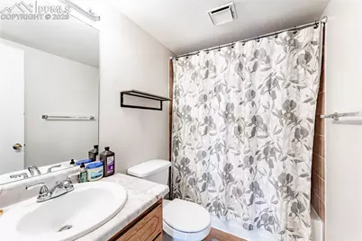 2516 Glen View Avenue, Colorado Springs, CO 80904 - Photo 37