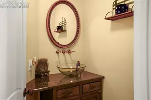 1660 Mesa Ave, Colorado Springs, CO 80906 - Photo 9
