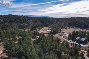 281 Mesa Dr, Florissant, CO 80816 - Photo 9
