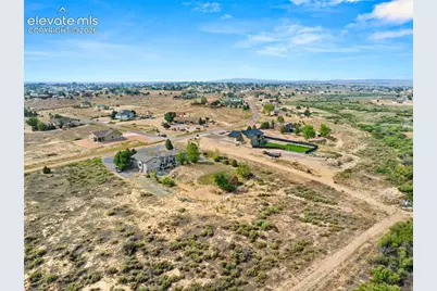 704 S Chimazo Drive, Pueblo, CO 81007 - Photo 41
