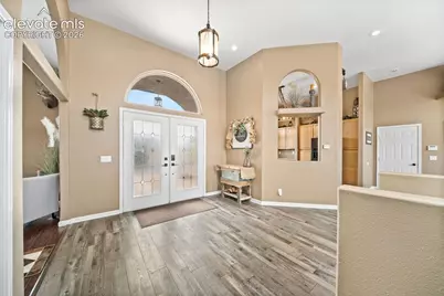 704 S Chimazo Drive, Pueblo, CO 81007 - Photo 5