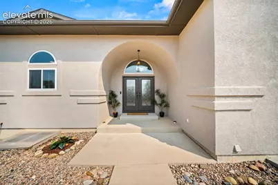 704 S Chimazo Drive, Pueblo, CO 81007 - Photo 3
