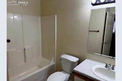 687-693 E Laporte Drive, Pueblo, CO 81007 - Photo 7