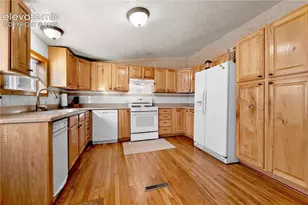 1762 Meadowdale Ln, Canon City, CO 81212 - Photo 11
