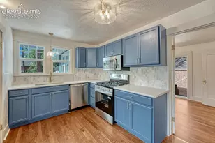 209 E Washington St, Colorado Springs, CO 80907 - Photo 17