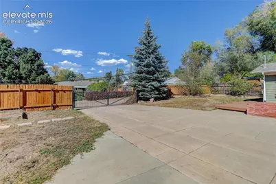 2018 Finch Court, Colorado Springs, CO 80909 - Photo 27