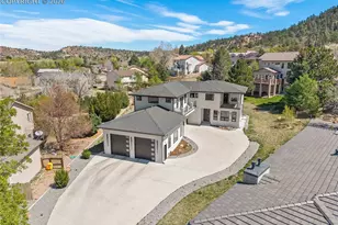 3425 Palmer Hill Ct, Colorado Springs, CO 80907 - Photo 1