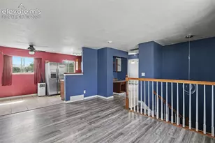 1049 Cambridge Ave, Colorado Springs, CO 80906 - Photo 3