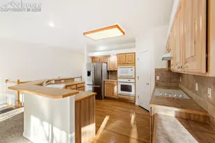 2383 Collegiate Dr, Colorado Springs, CO 80918 - Photo 7