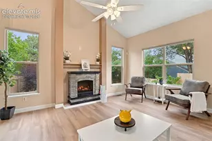 5960 Chokecherry Dr, Colorado Springs, CO 80919 - Photo 11