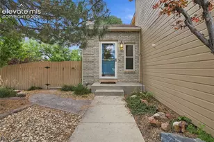 5960 Chokecherry Dr, Colorado Springs, CO 80919 - Photo 5