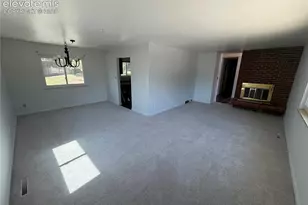 2802 Flintridge Dr, Colorado Springs, CO 80918 - Photo 5