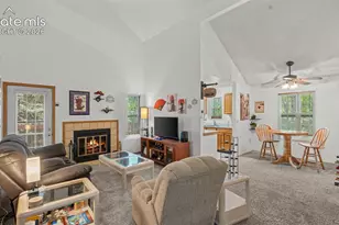 2338 Troy Ct, Colorado Springs, CO 80918 - Photo 3