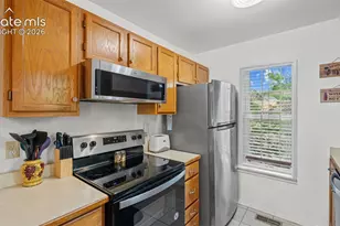 2338 Troy Ct, Colorado Springs, CO 80918 - Photo 5