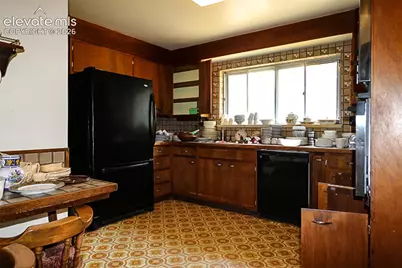 2846 Valley Hi Avenue, Colorado Springs, CO 80910 - Photo 5
