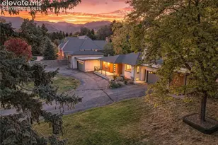 34 Broadmoor Ave, Colorado Springs, CO 80906 - Photo 3