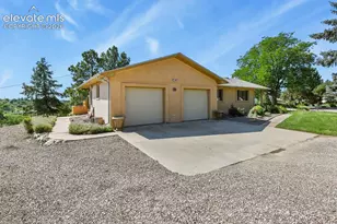 23 Crescent Ln, Colorado Springs, CO 80904 - Photo 43