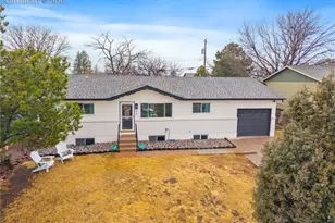 622 Paradise Ln, Colorado Springs, CO 80904 - Photo 1