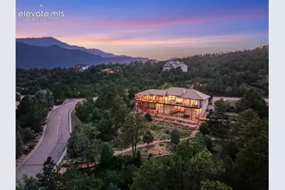 3325 Cedar Heights Drive, Colorado Springs, CO 80904 - Photo 9